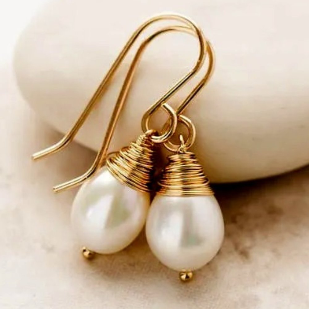 Sundance Pearl Drop and Gold Dangle Earrings